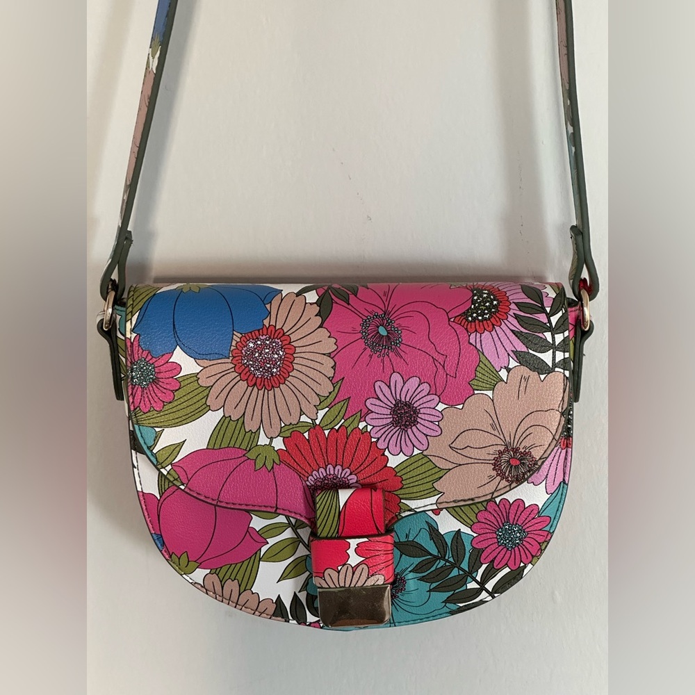 Floral Leather shoulder bag